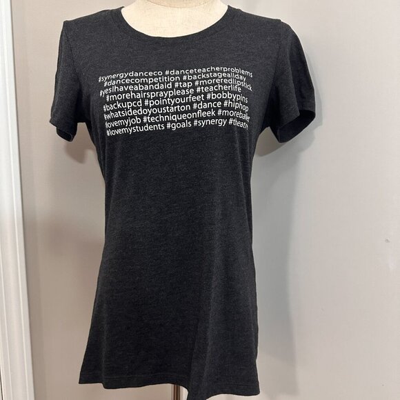 BELLA+CANVAS Girl,s T-Shirt ( L) fits(M) - Picture 10 of 12